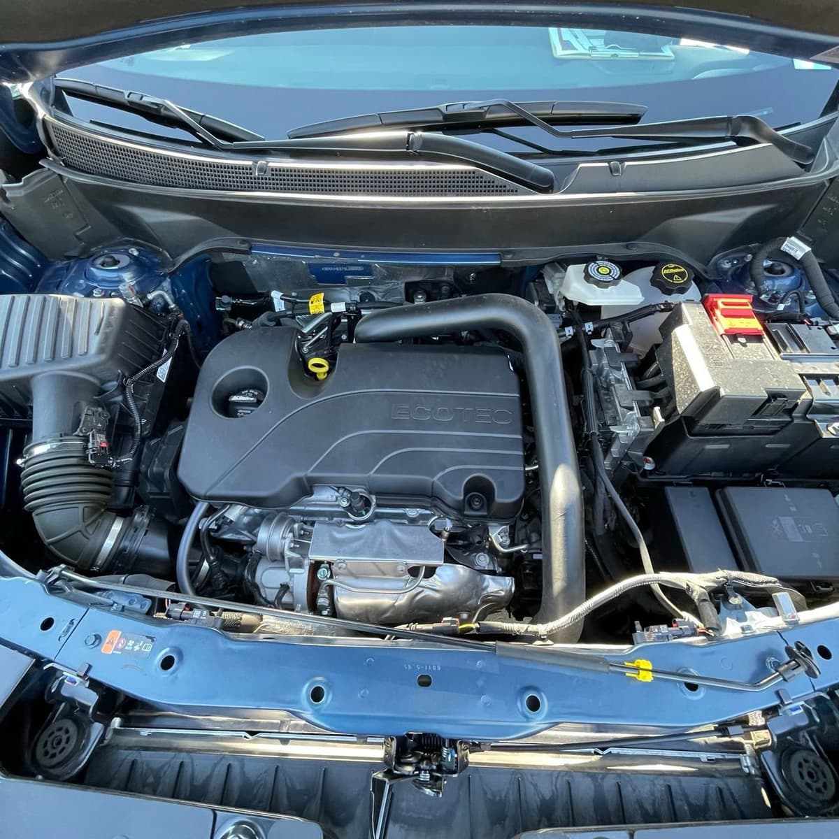 2025 Chevrolet Equinox - Image 26