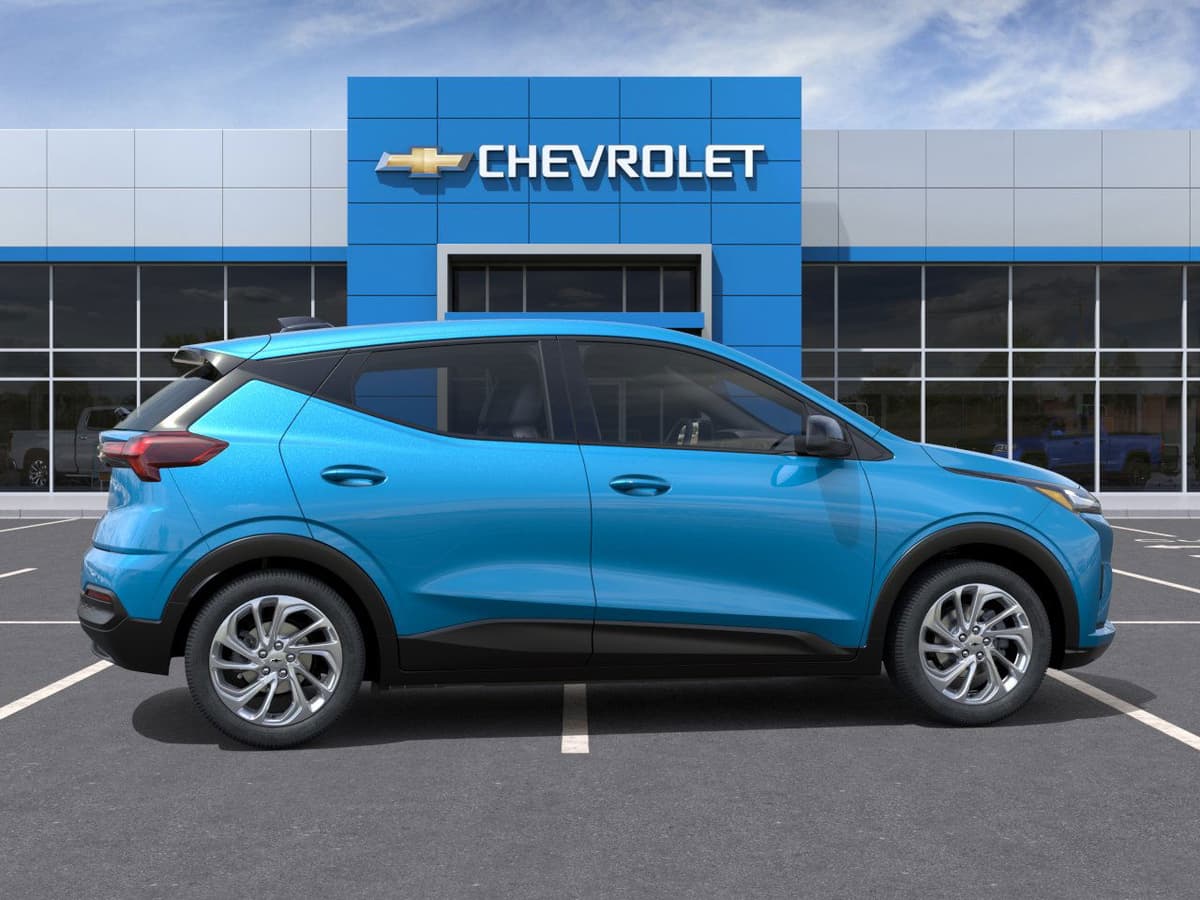 2027 Chevrolet Bolt - Image 5