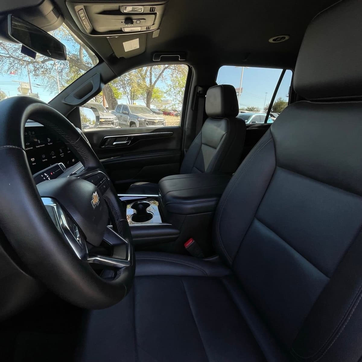 2025 Chevrolet Tahoe - Image 22