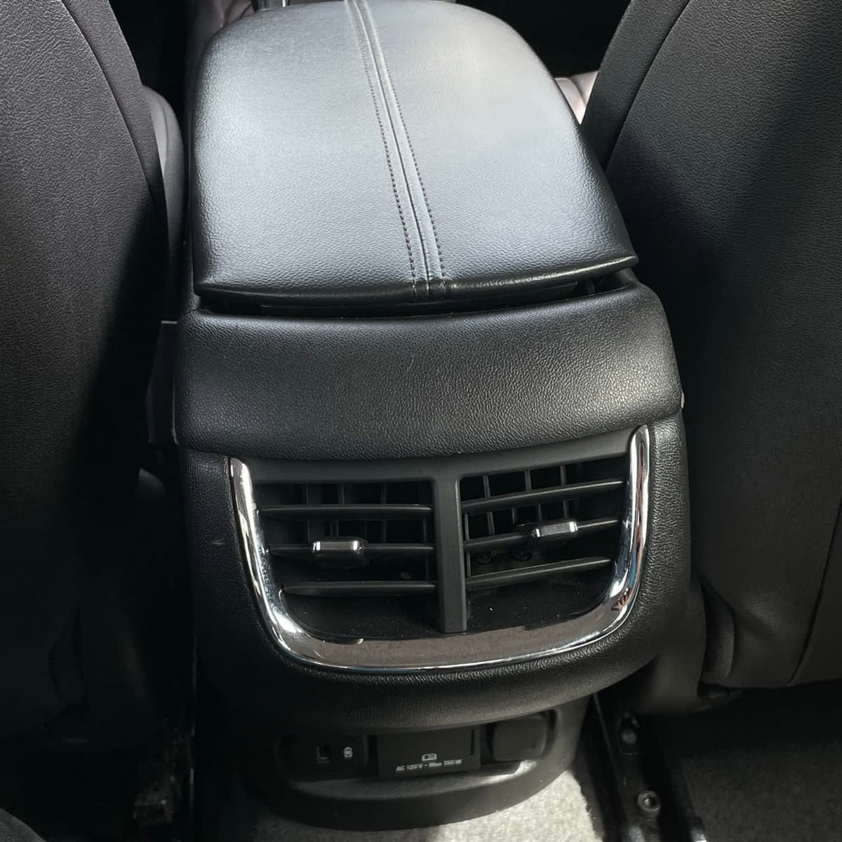 2024 Chevrolet Malibu - Image 25