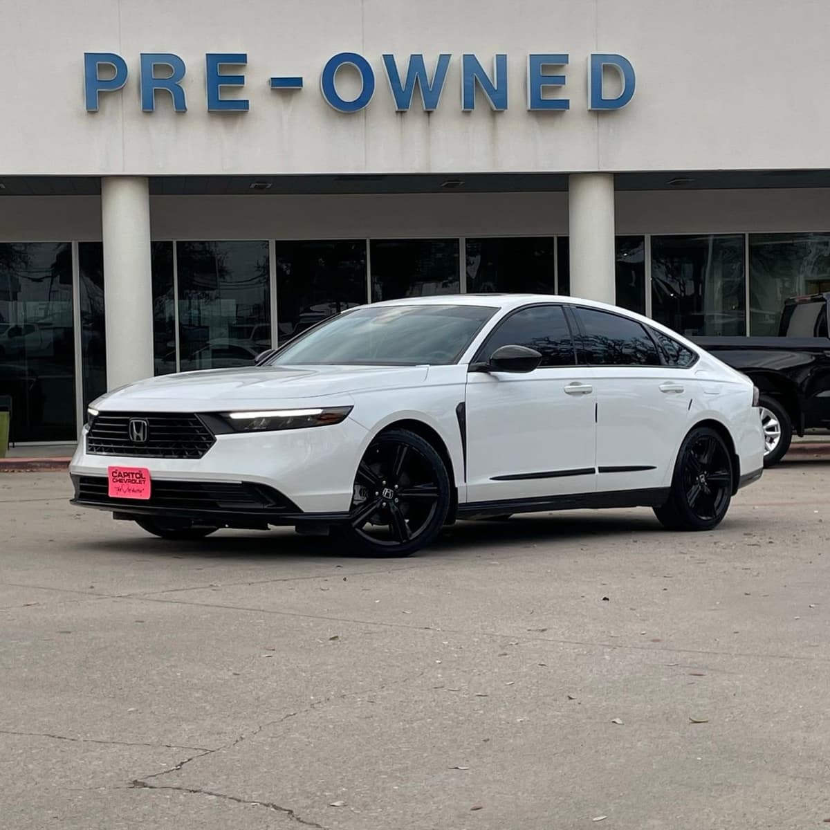 2025 Honda Accord Hybrid - Image 2