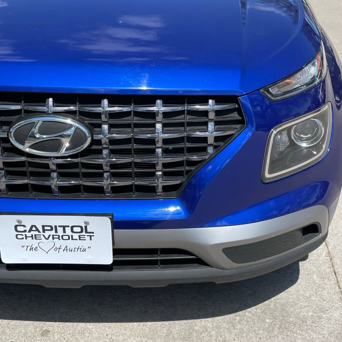 2025 Hyundai Venue - Image 7