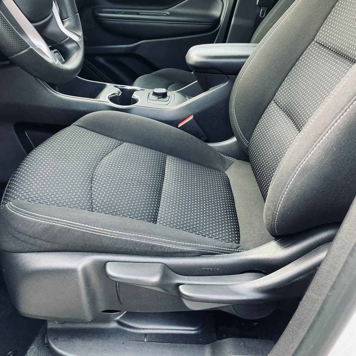 2024 GMC Terrain - Image 22