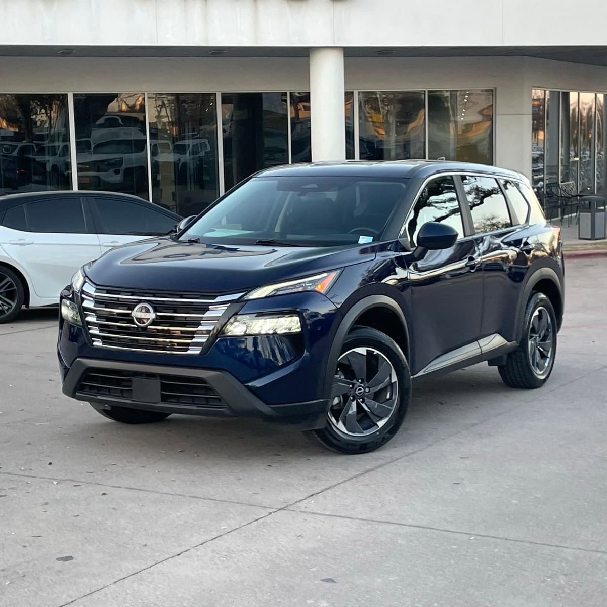 2025 Nissan Rogue - Image 9