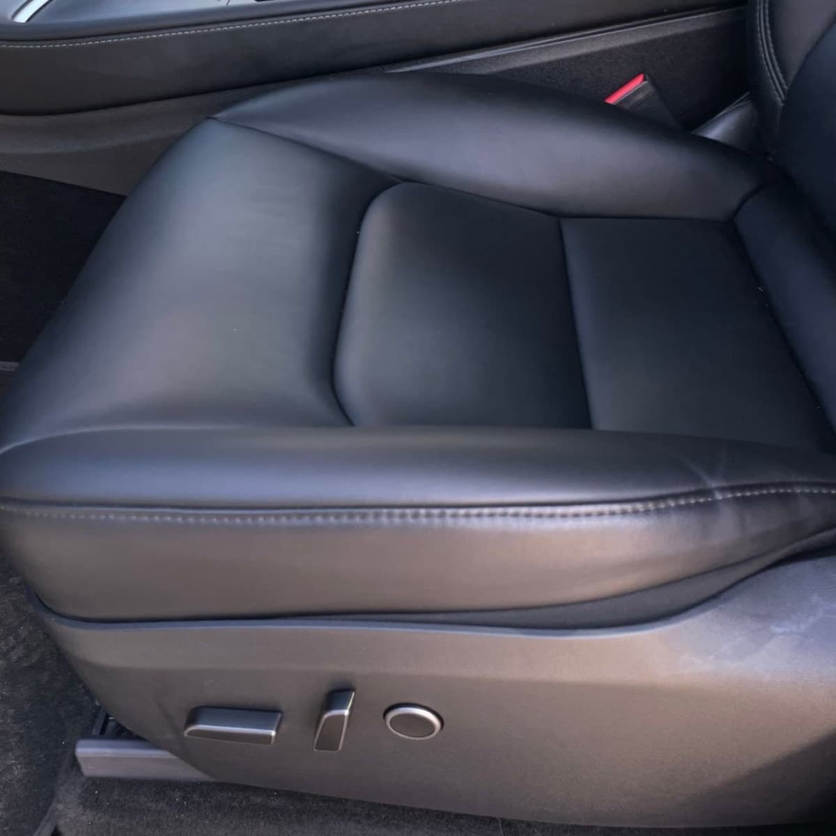 2023 Tesla Model Y - Image 20