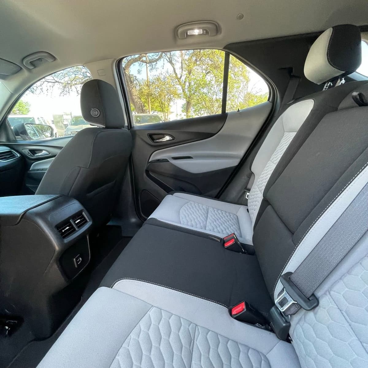 2021 Chevrolet Equinox - Image 23