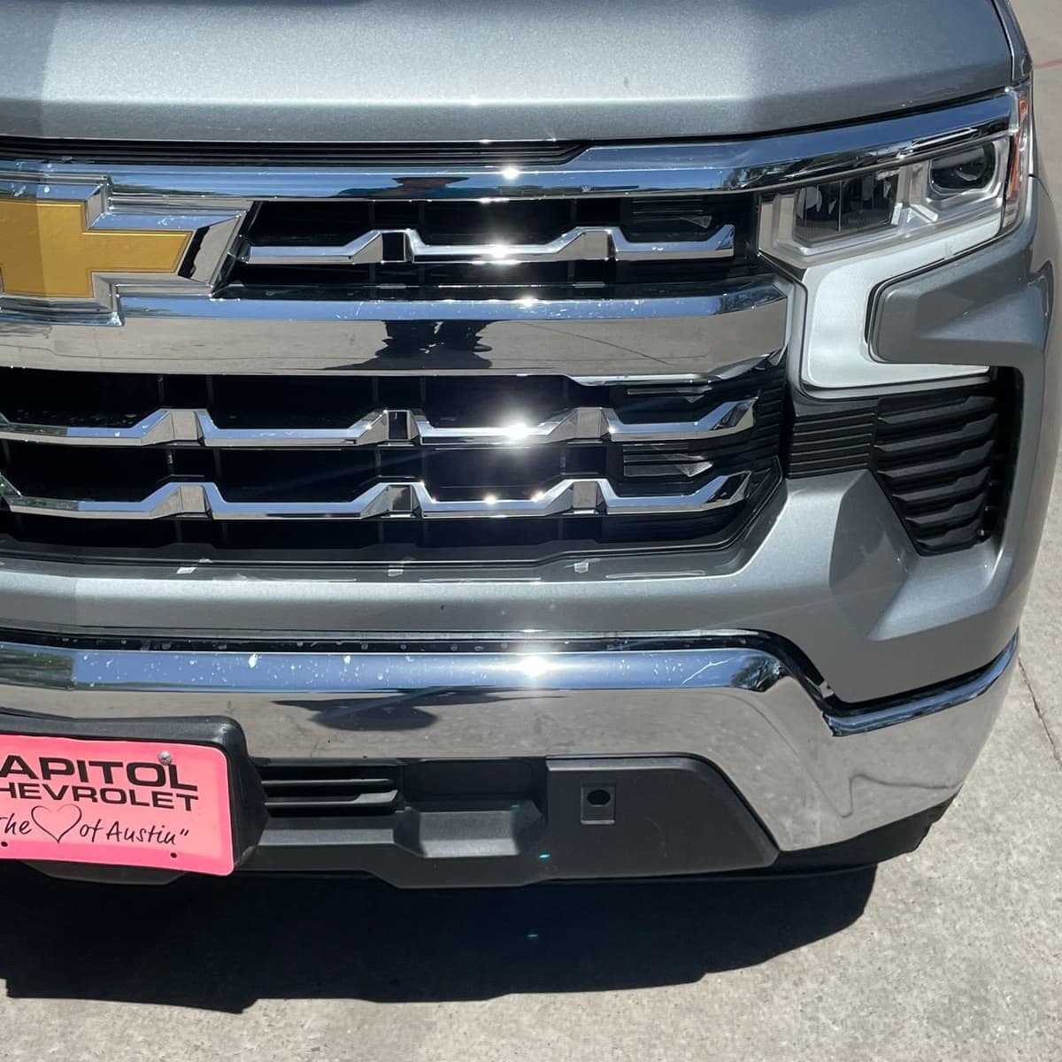 2025 Chevrolet Silverado 1500 - Image 8