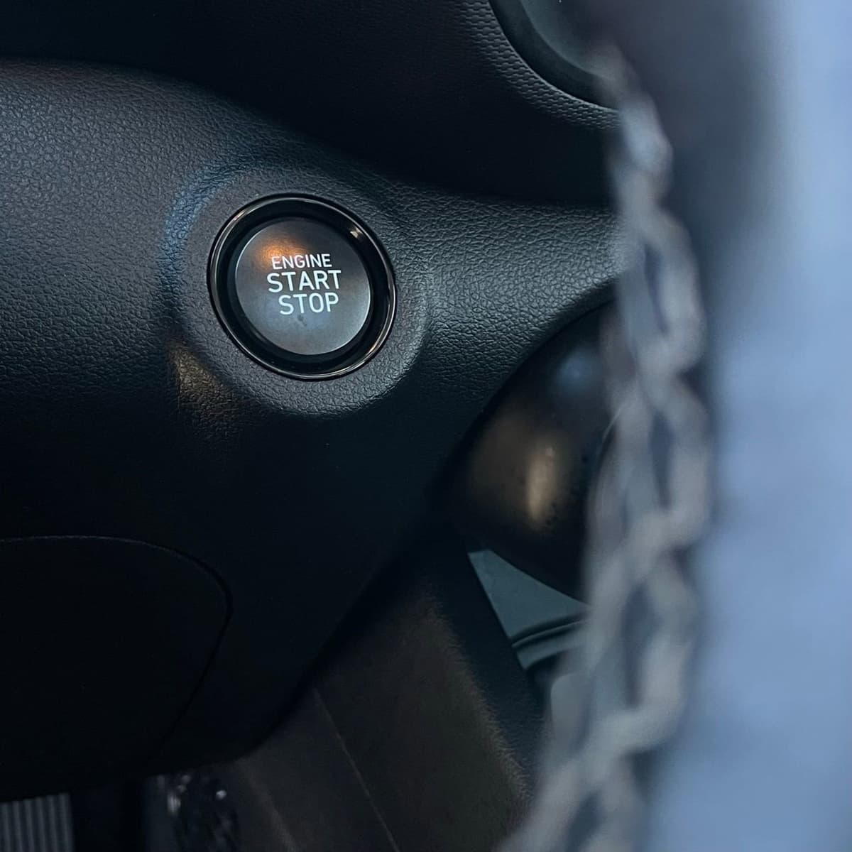 2025 Hyundai Venue - Image 16