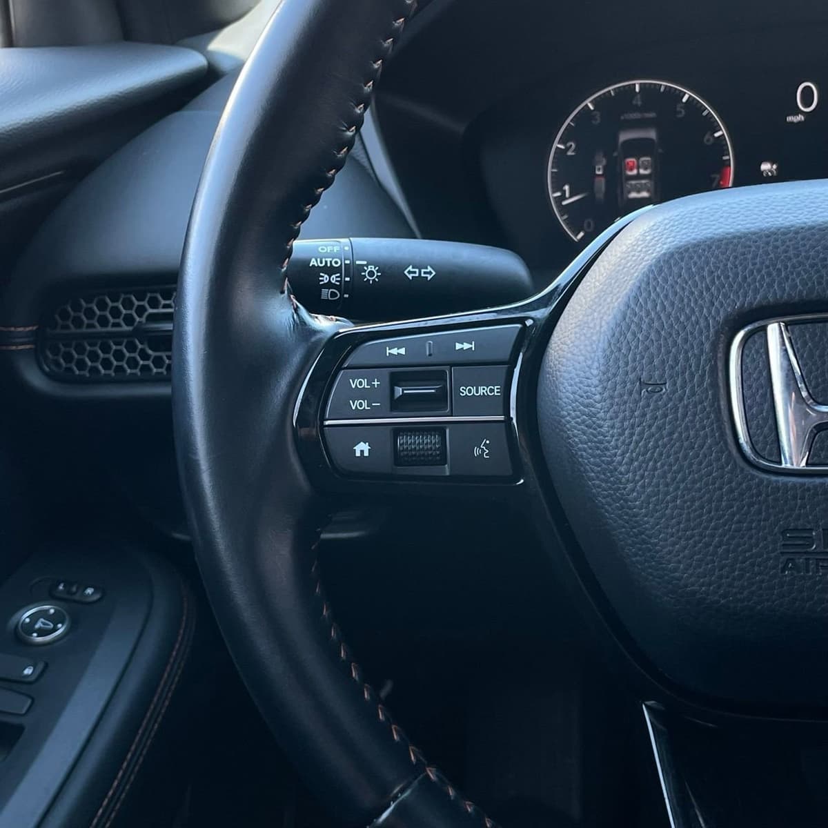 2025 Honda HR-V - Image 14