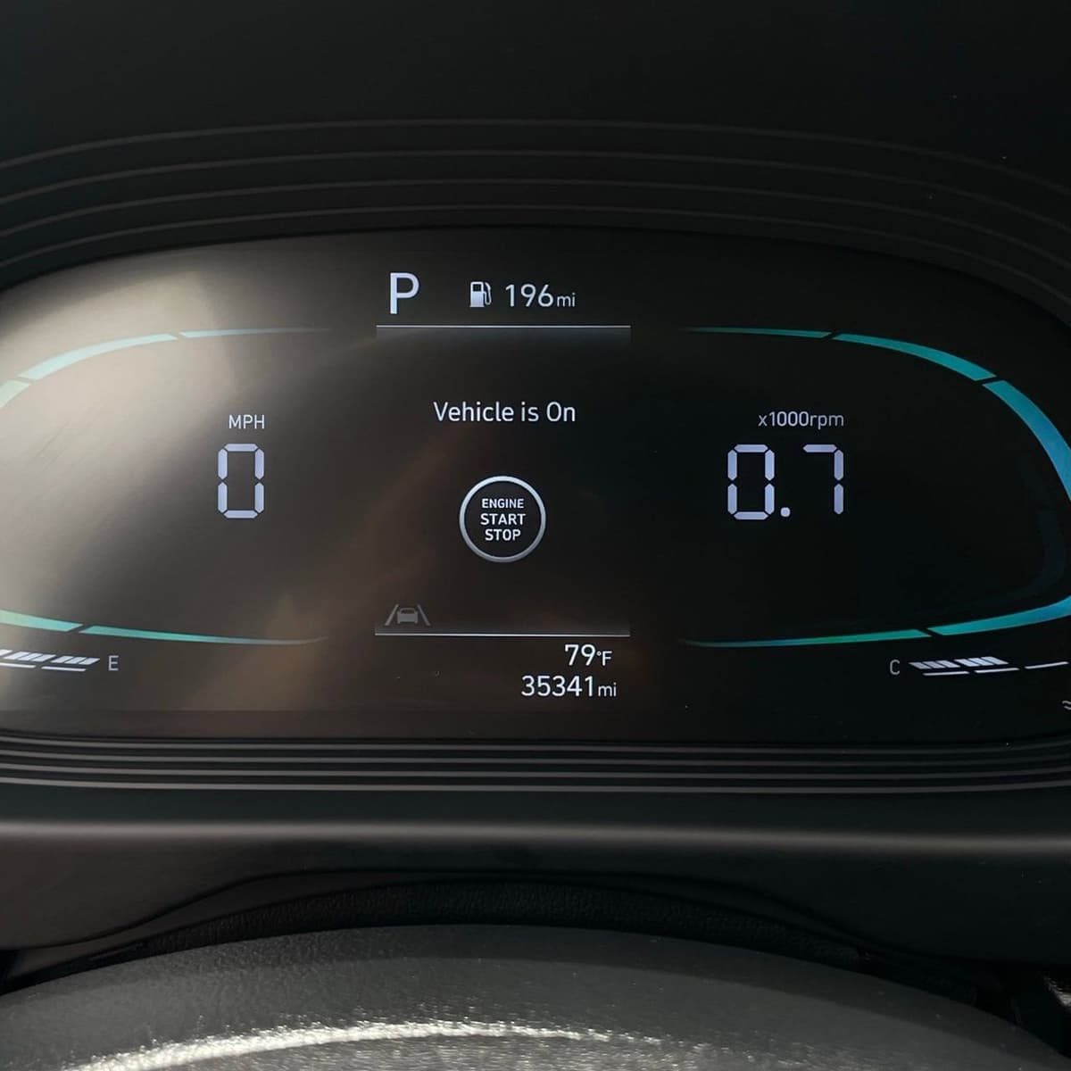 2025 Hyundai Venue - Image 15