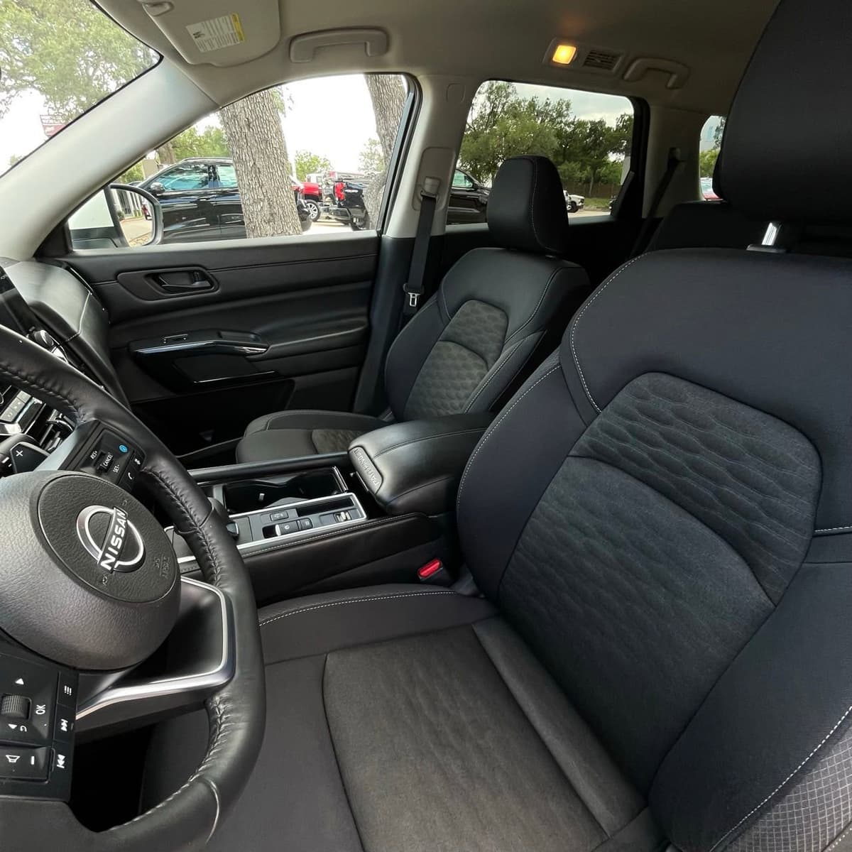 2024 Nissan Pathfinder - Image 22
