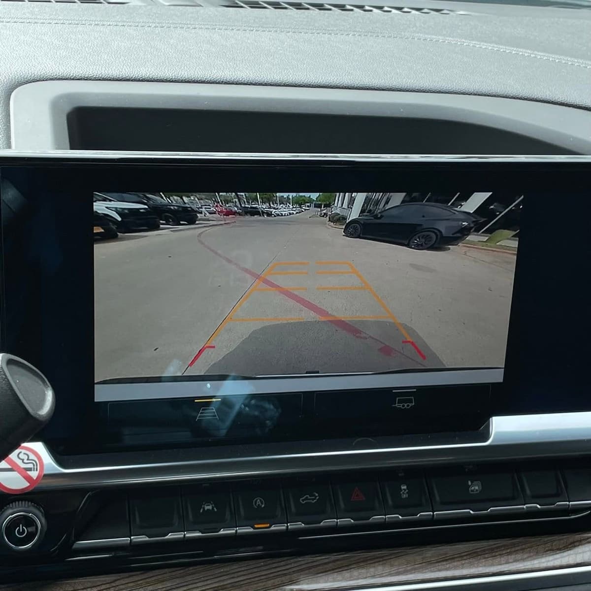 2025 Chevrolet Silverado 1500 - Image 19