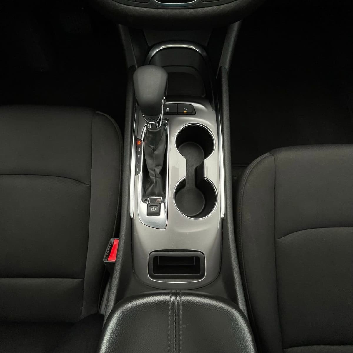 2024 Chevrolet Malibu - Image 20