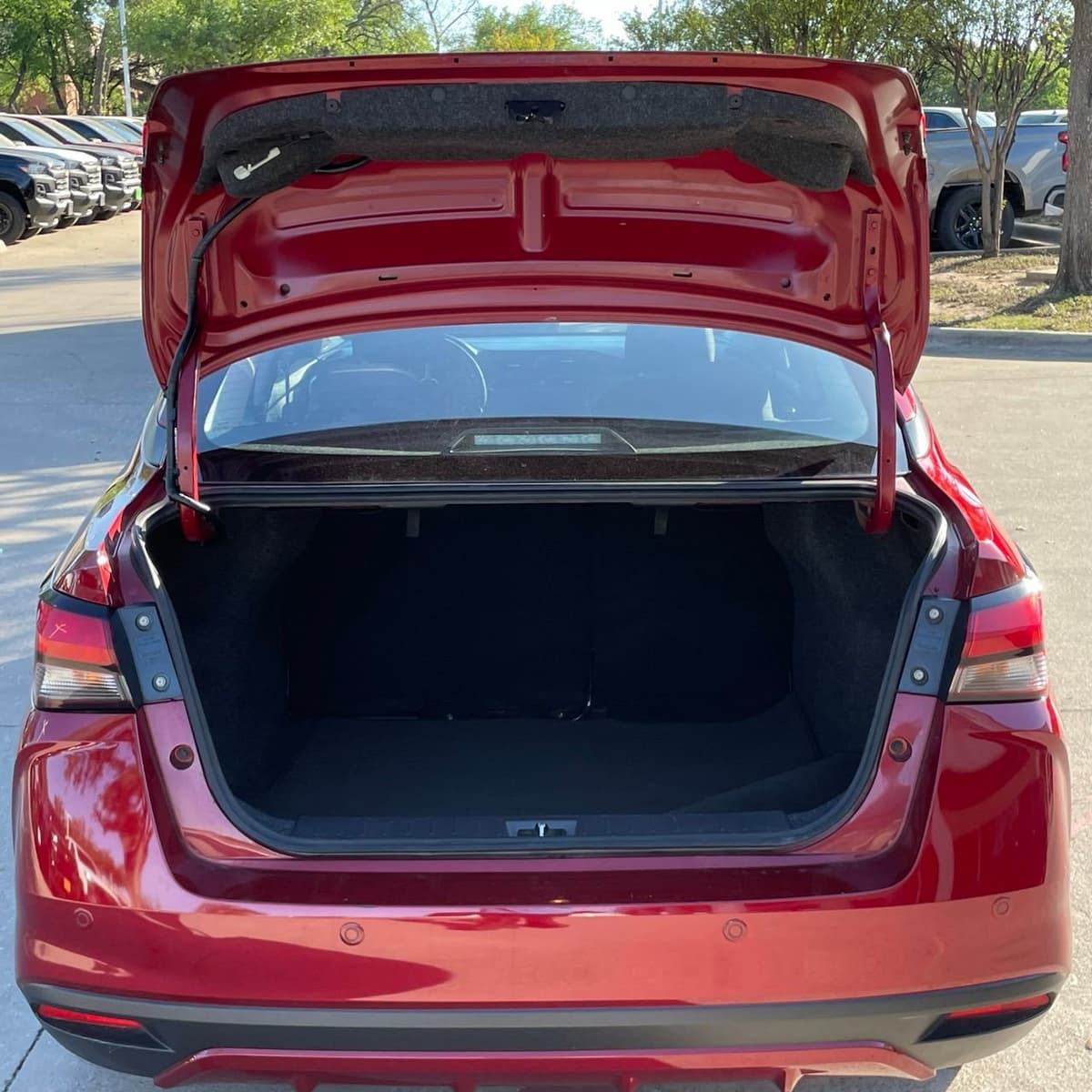 2024 Nissan Versa - Image 26