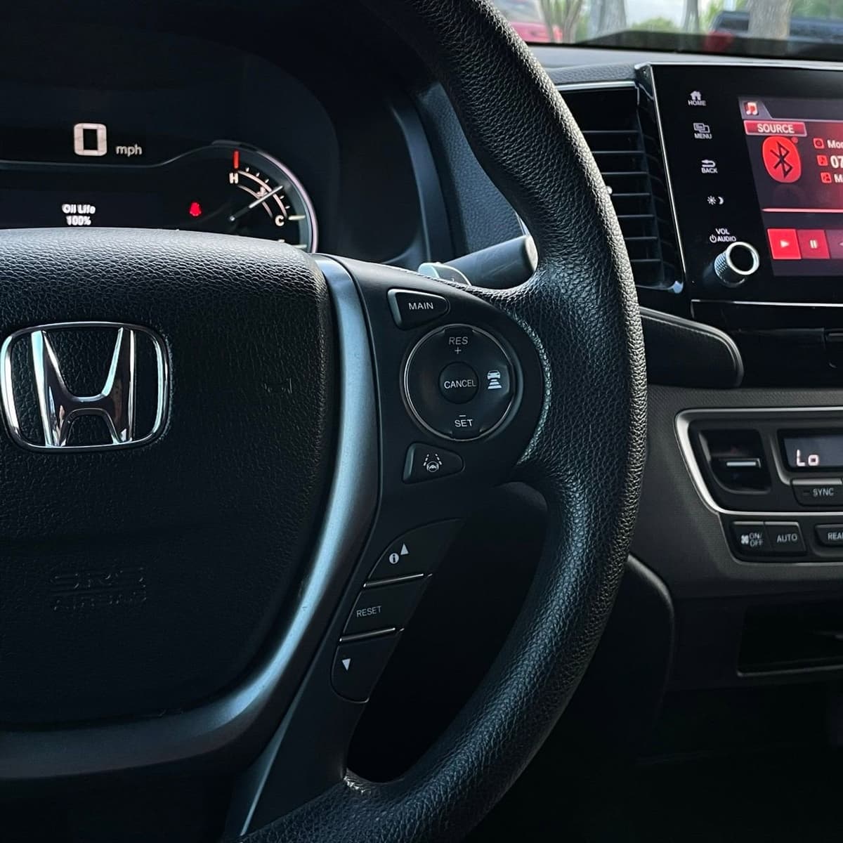 2023 Honda Ridgeline - Image 15