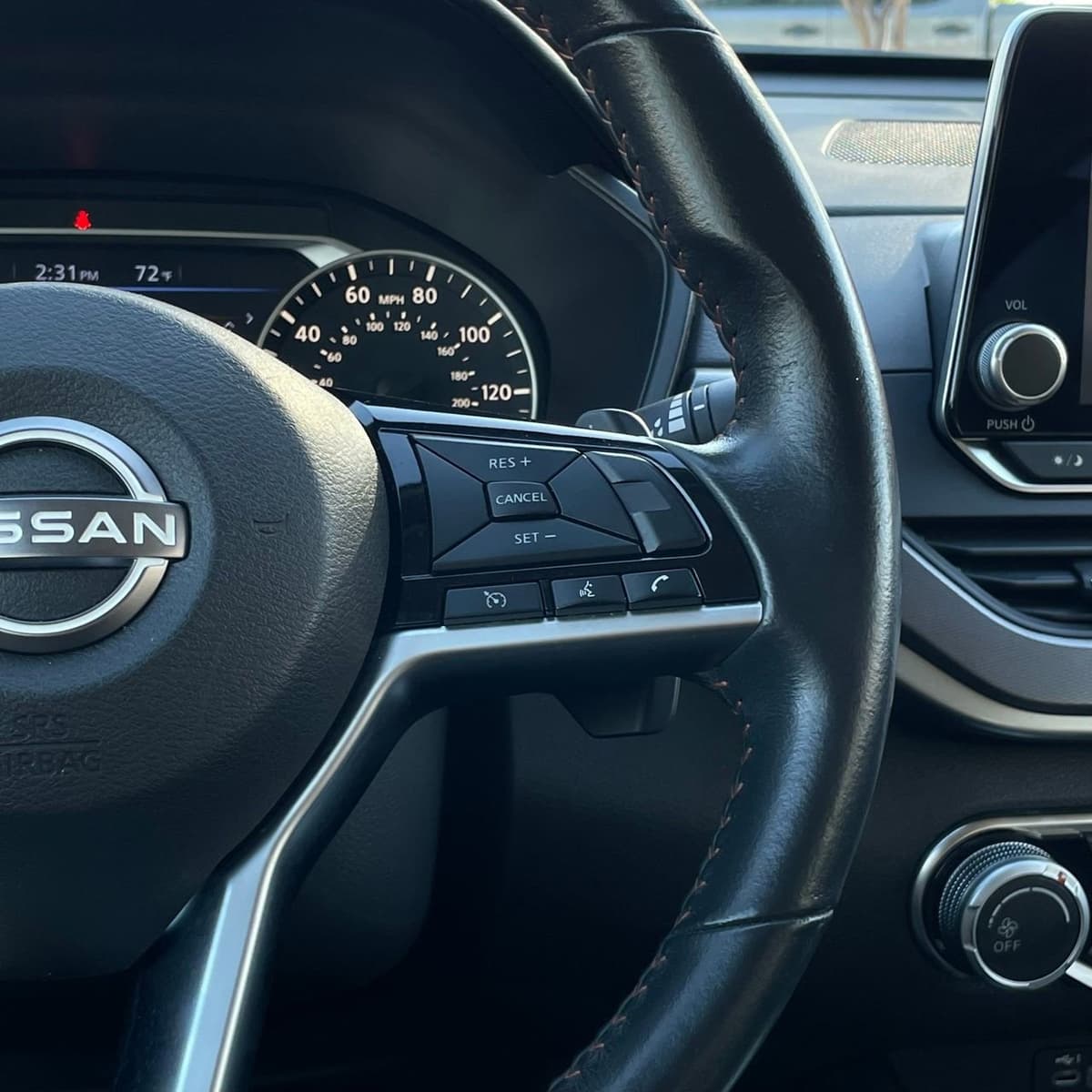 2024 Nissan Altima - Image 15