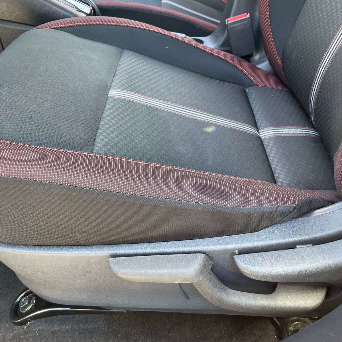 2024 Nissan Versa - Image 23