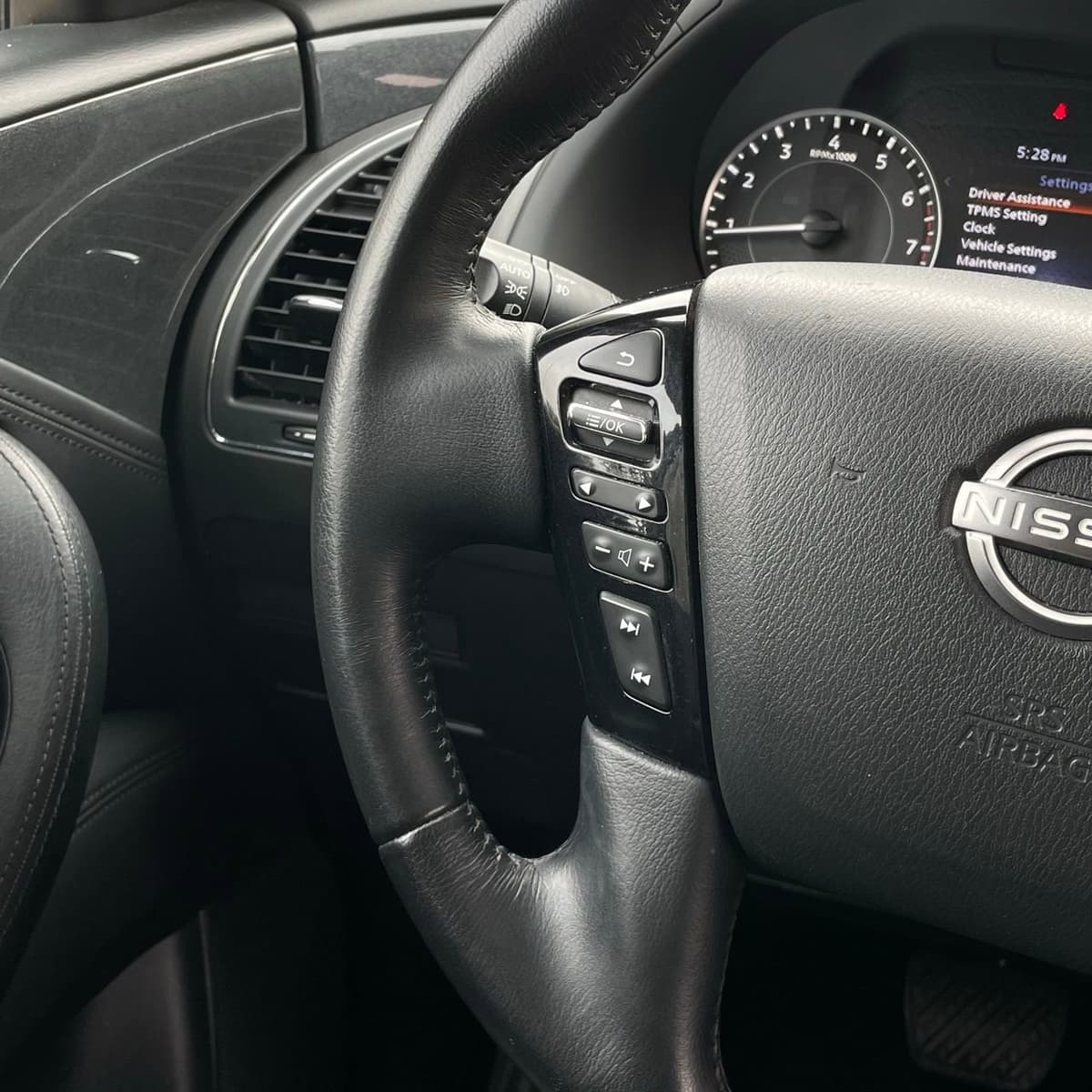 2024 Nissan Armada - Image 13