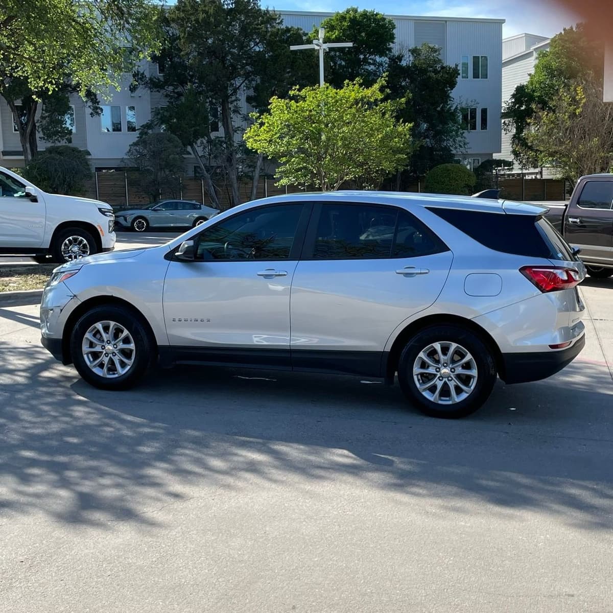 2021 Chevrolet Equinox - Image 3