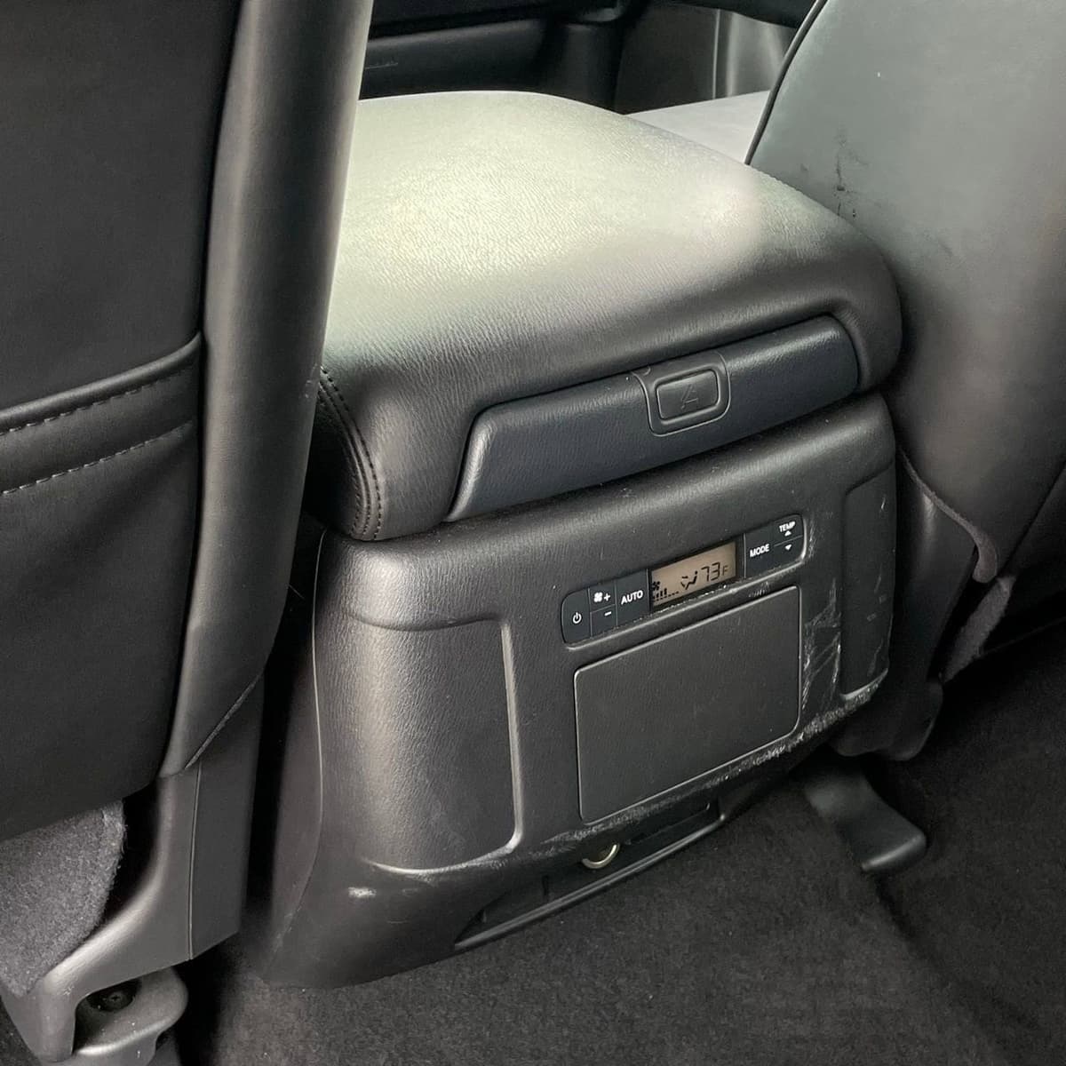 2024 Nissan Armada - Image 23