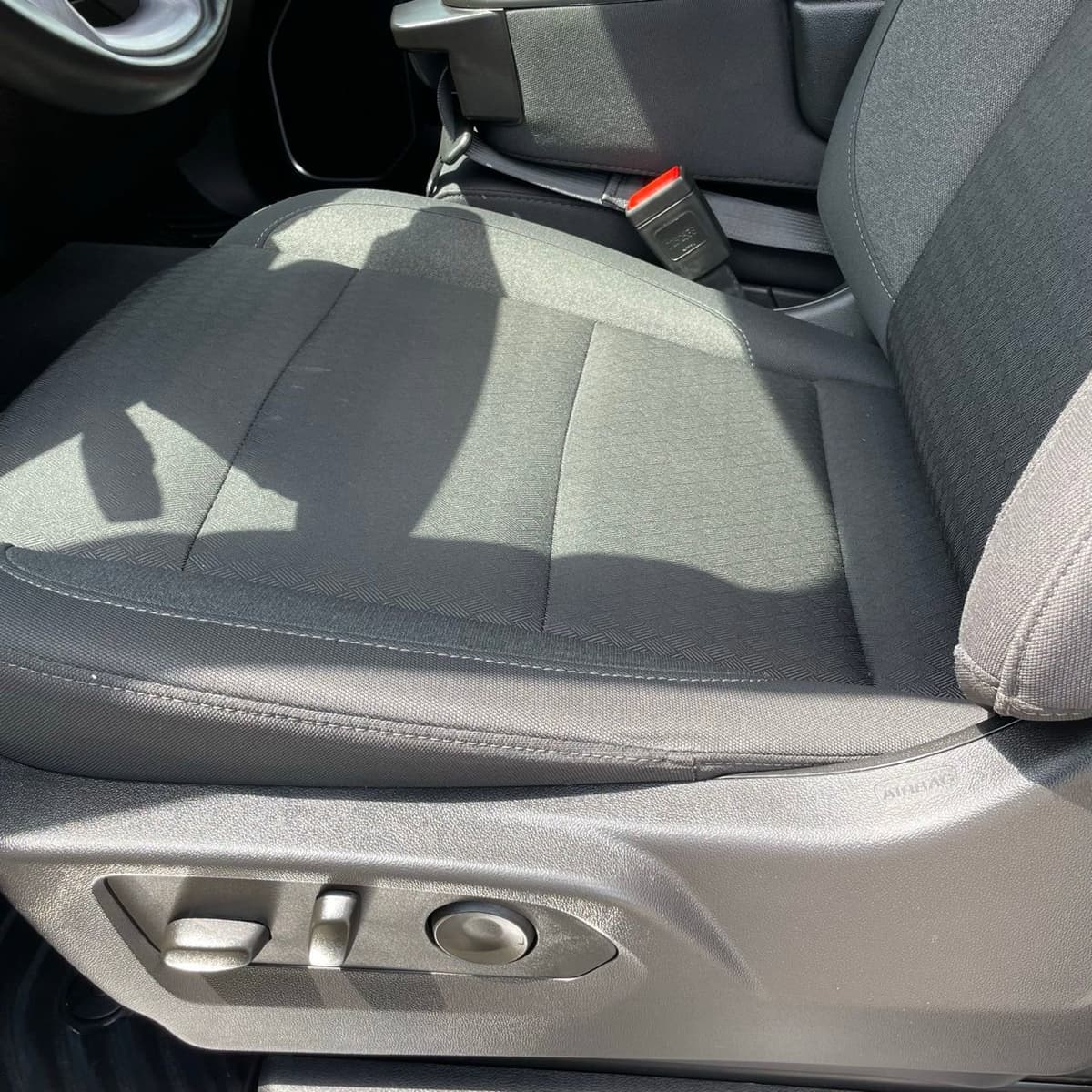 2025 GMC Sierra 1500 - Image 23