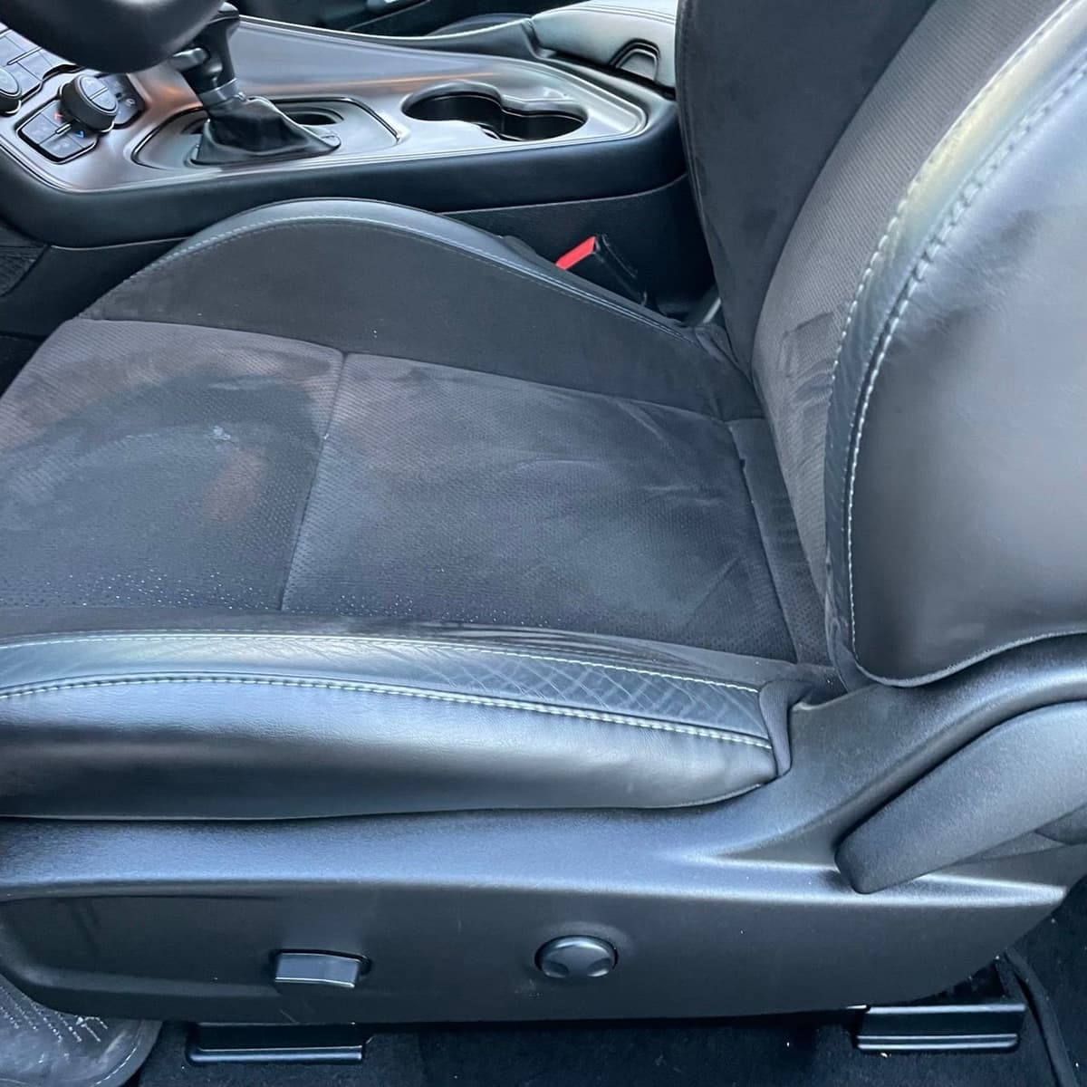 2023 Dodge Challenger - Image 21