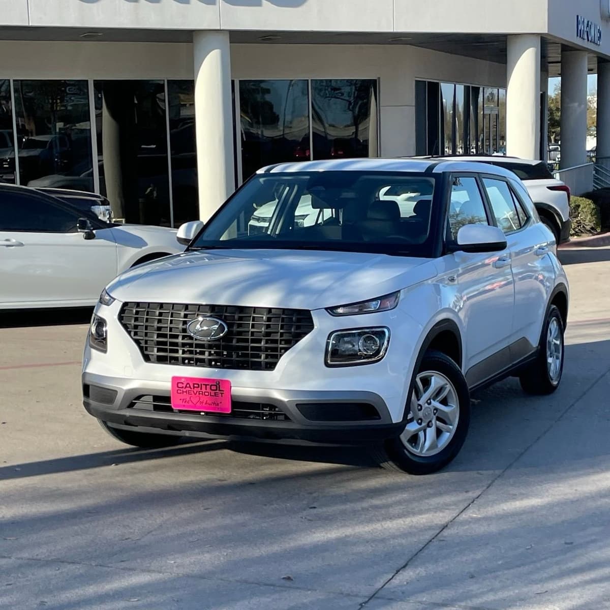 2025 Hyundai Venue - Image 9