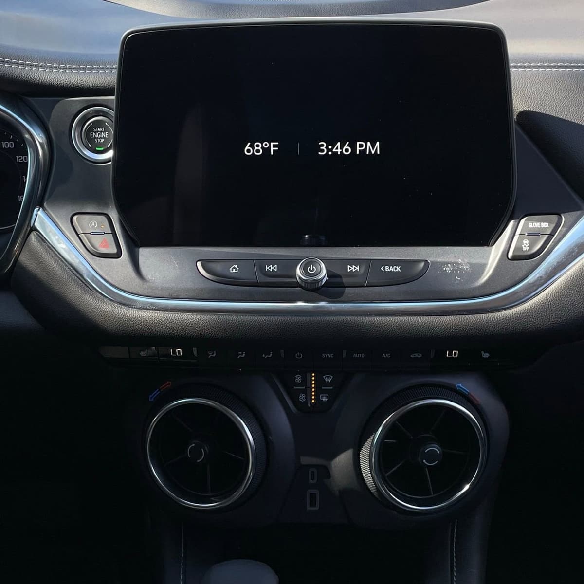 2025 Chevrolet Blazer - Image 17