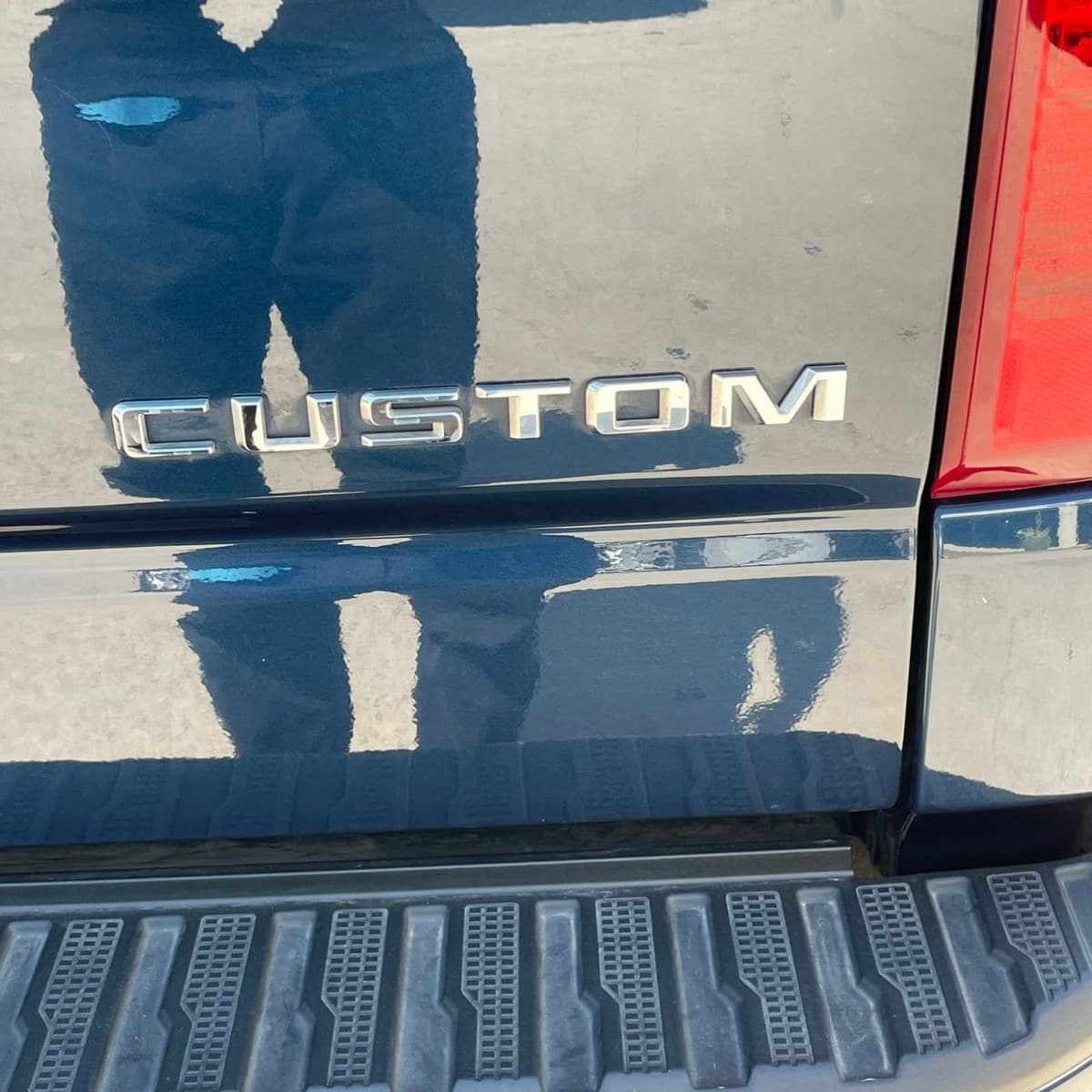 2023 Chevrolet Silverado 1500 - Image 6