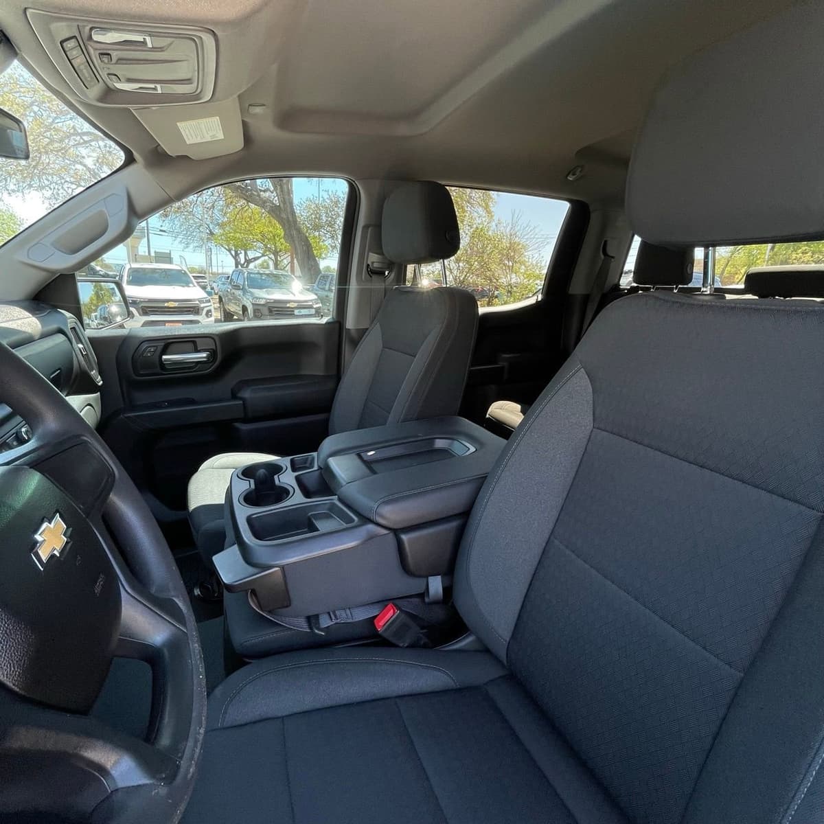 2023 Chevrolet Silverado 1500 - Image 22