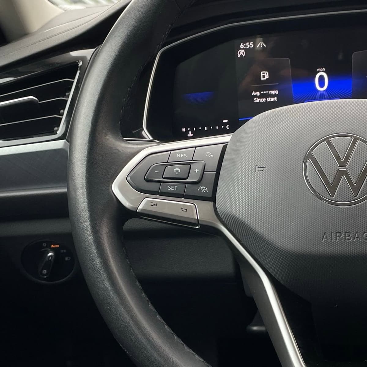 2024 Volkswagen Jetta - Image 14