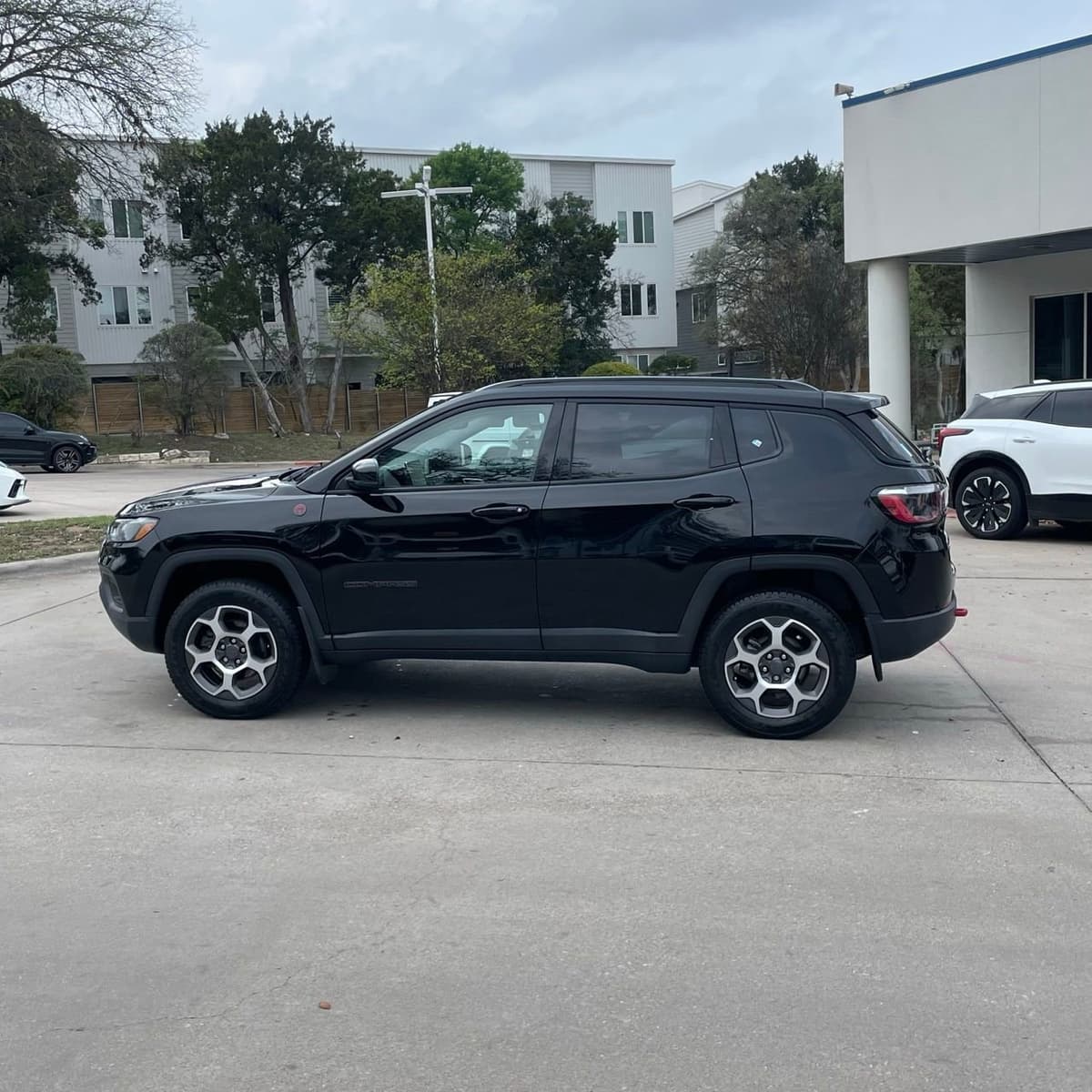 2022 Jeep Compass - Image 3