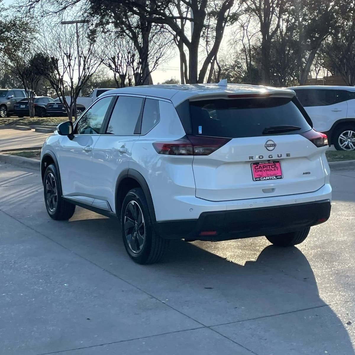 2025 Nissan Rogue - Image 4