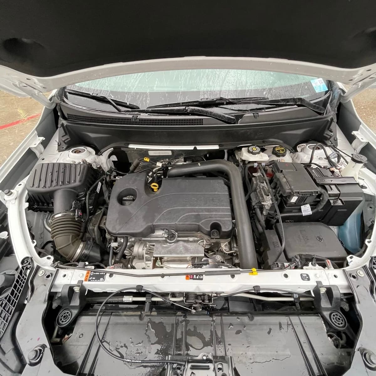 2024 GMC Terrain - Image 26