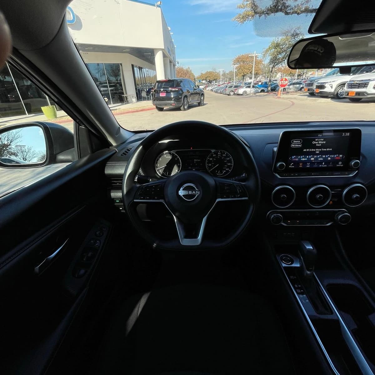 2024 Nissan Sentra - Image 11