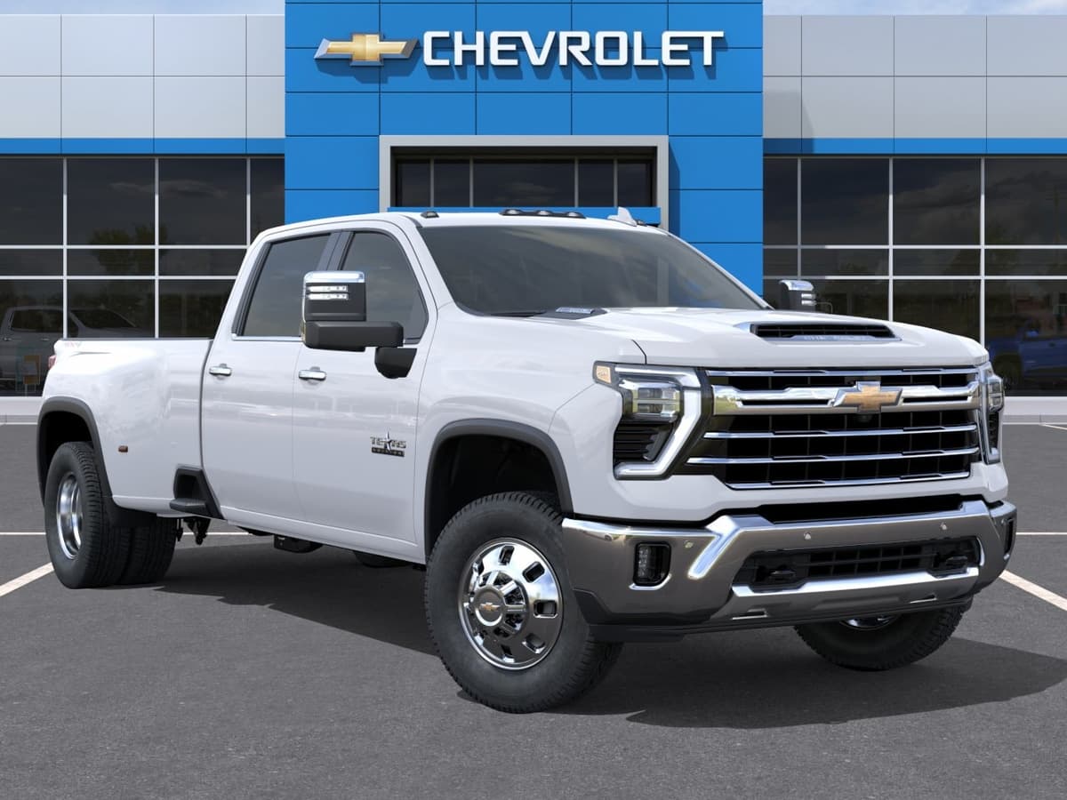 2026 Chevrolet Silverado 3500 HD - Image 7