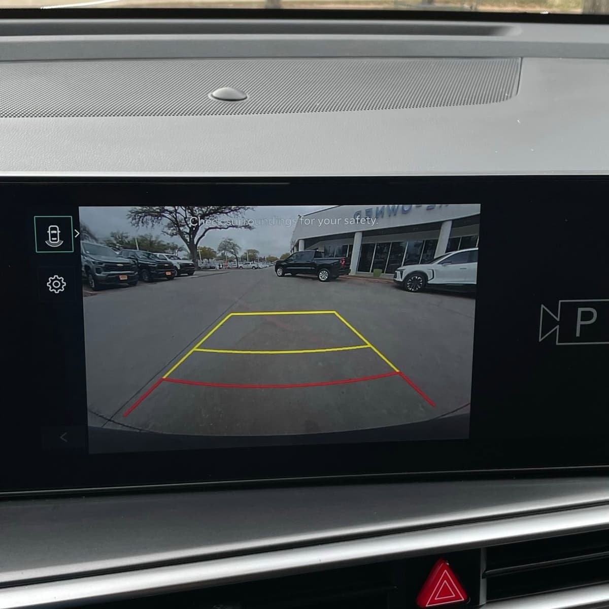 2025 Kia Sorento - Image 18