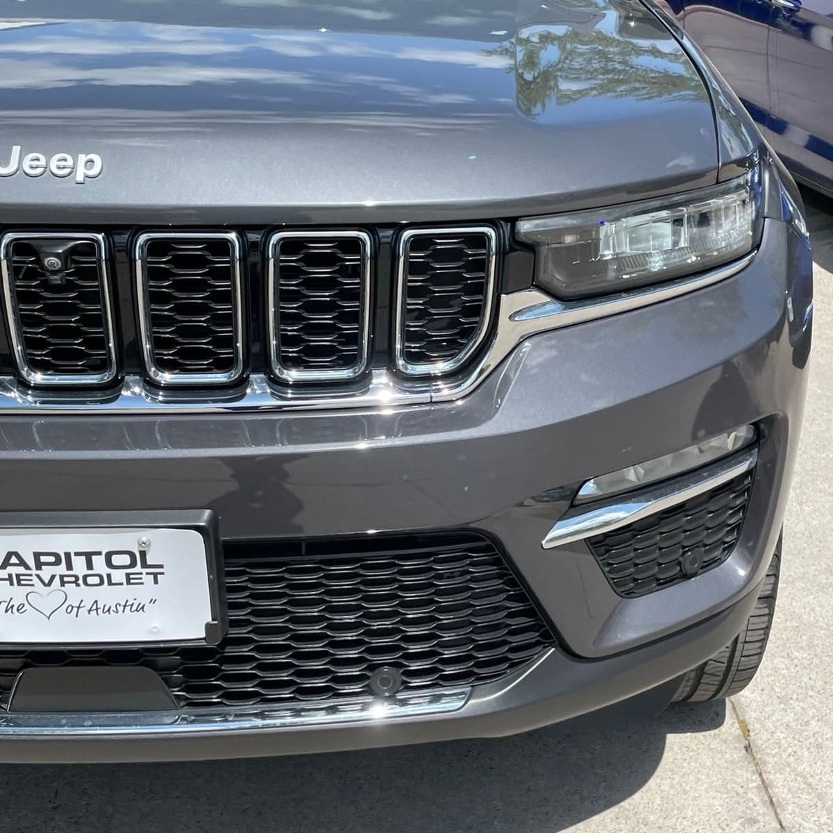 2024 Jeep Grand Cherokee - Image 8