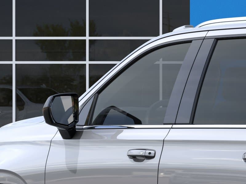 2026 Chevrolet Suburban - Image 12