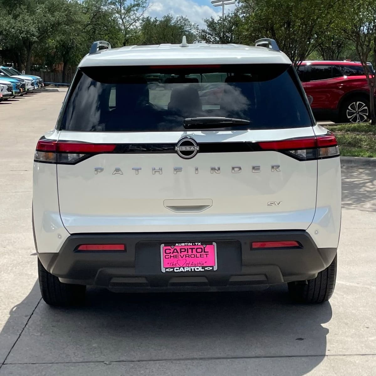 2024 Nissan Pathfinder - Image 5