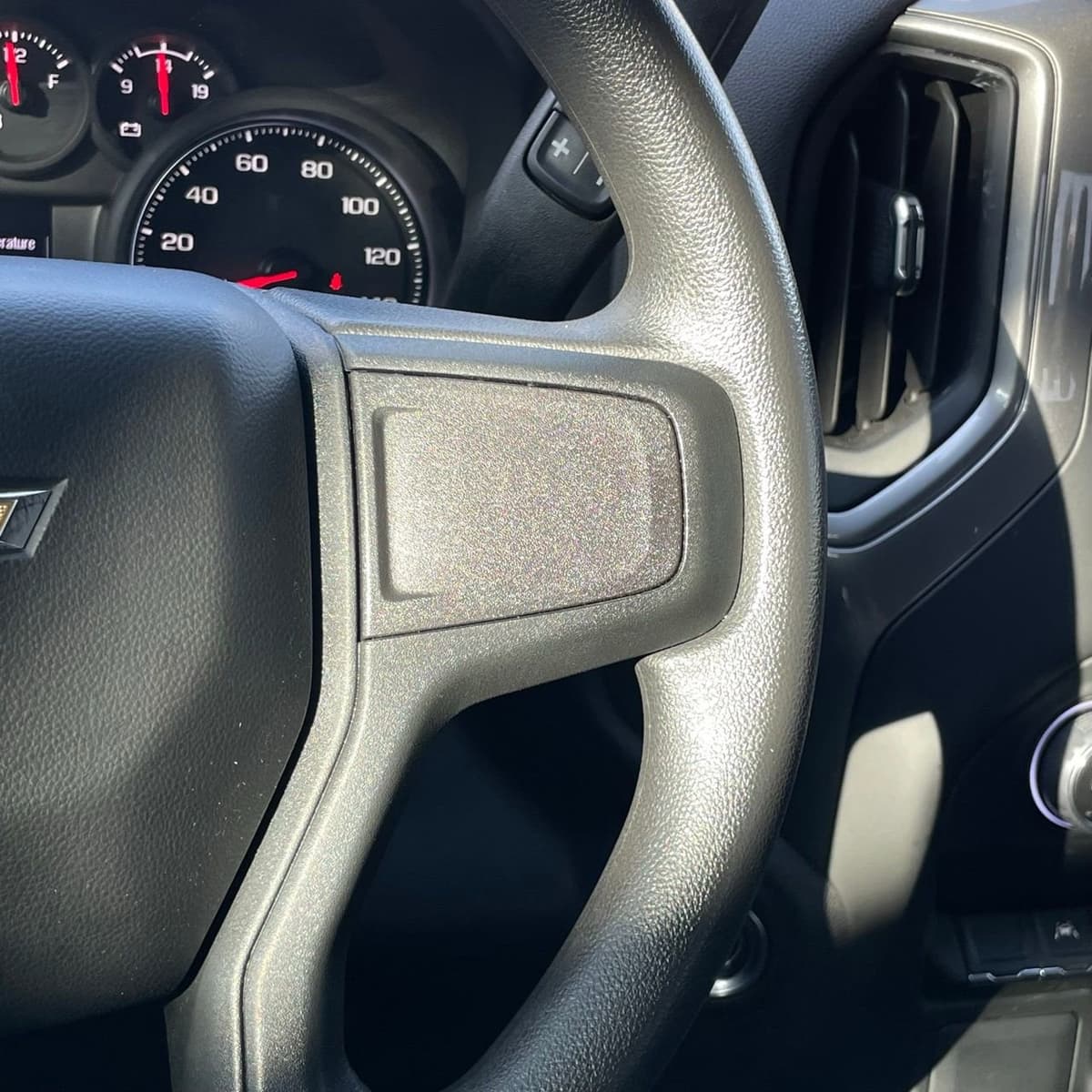 2024 Chevrolet Silverado 1500 - Image 15