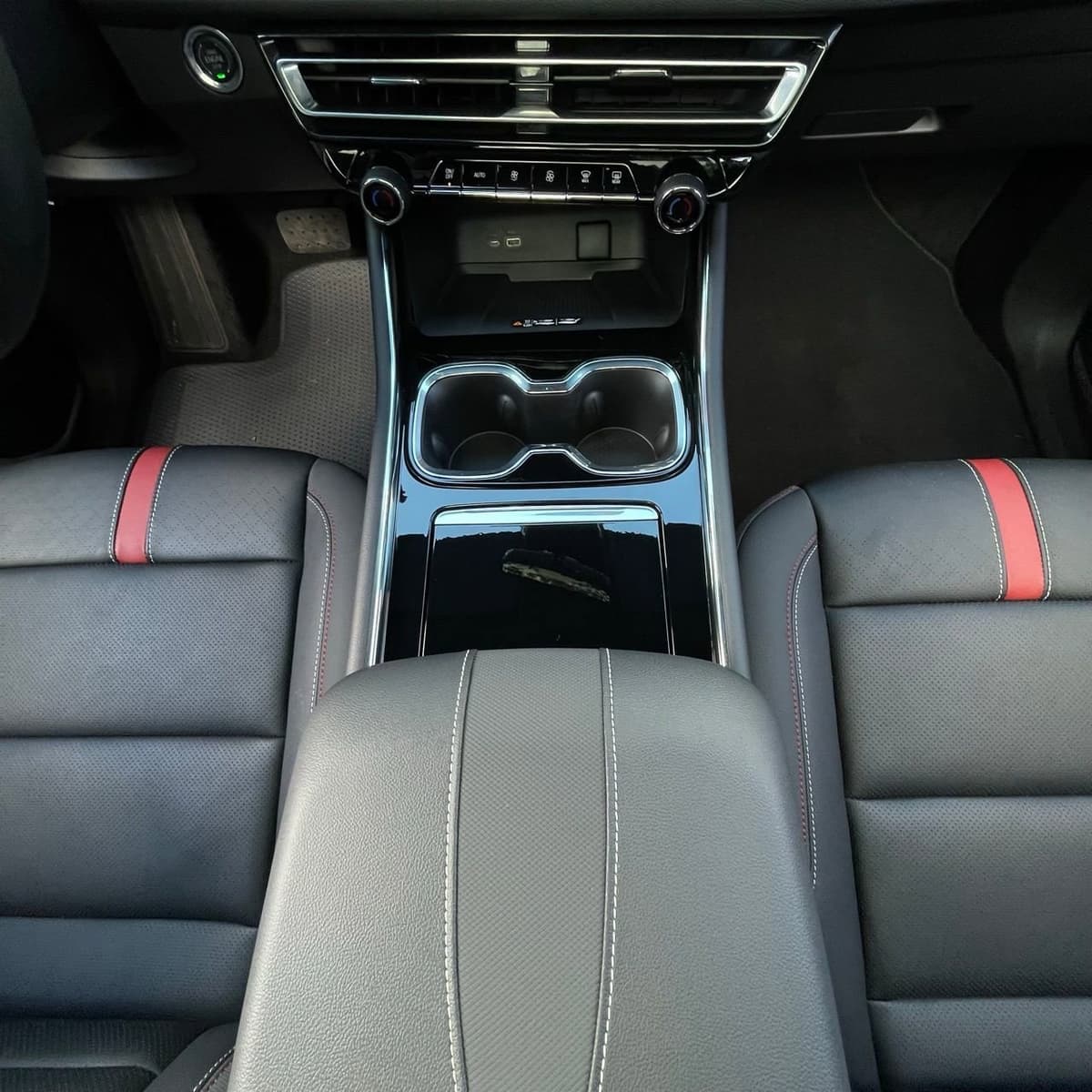 2026 Chevrolet Traverse - Image 20