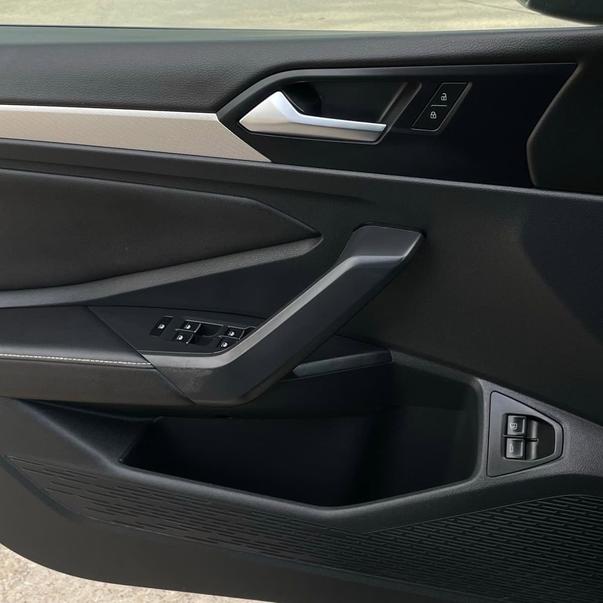 2024 Volkswagen Jetta - Image 19