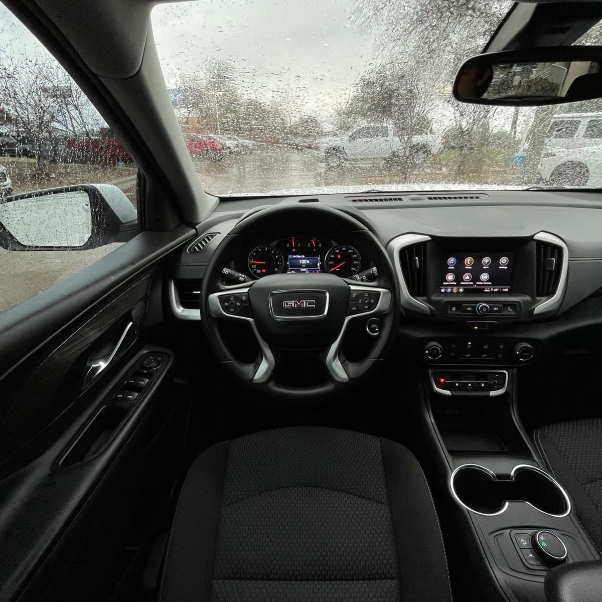 2024 GMC Terrain - Image 11