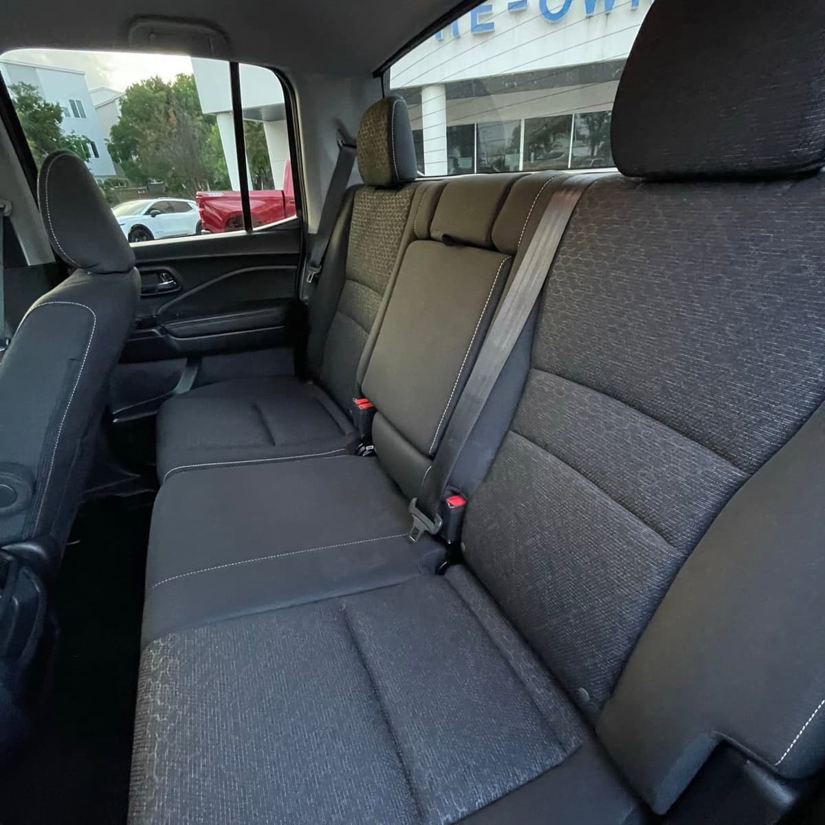 2023 Honda Ridgeline - Image 24