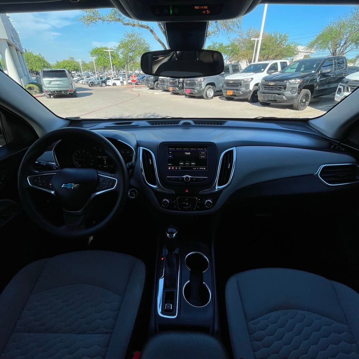 2021 Chevrolet Equinox - Image 10