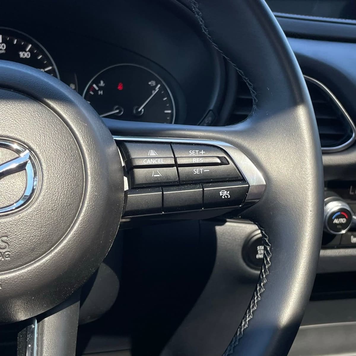 2025 Mazda CX-30 - Image 16