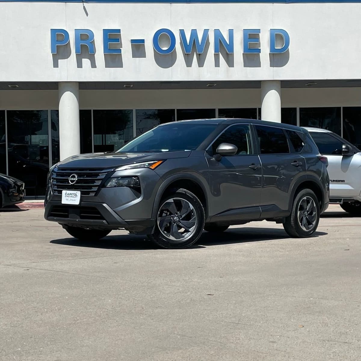 2024 Nissan Rogue - Image 2