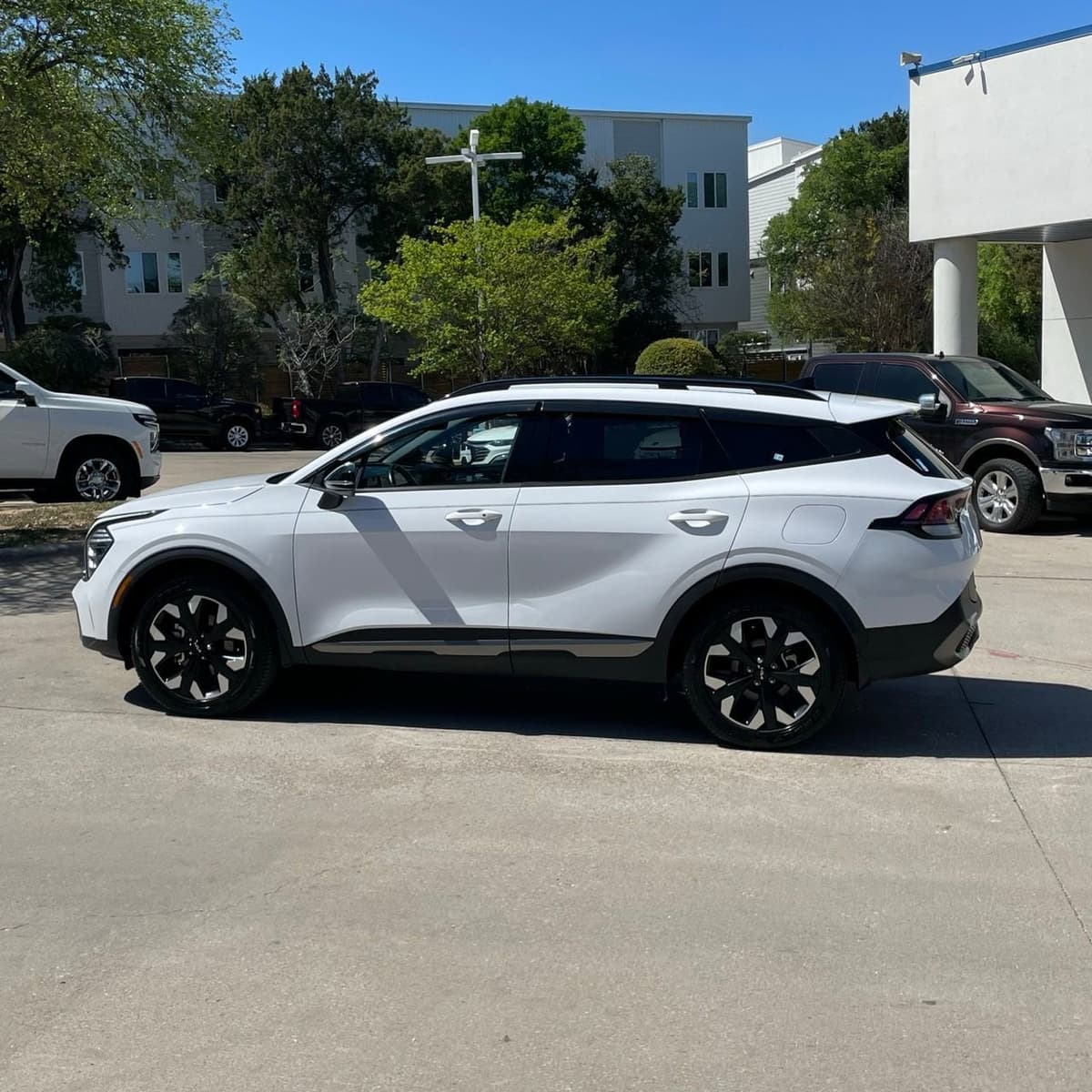 2024 Kia Sportage - Image 3