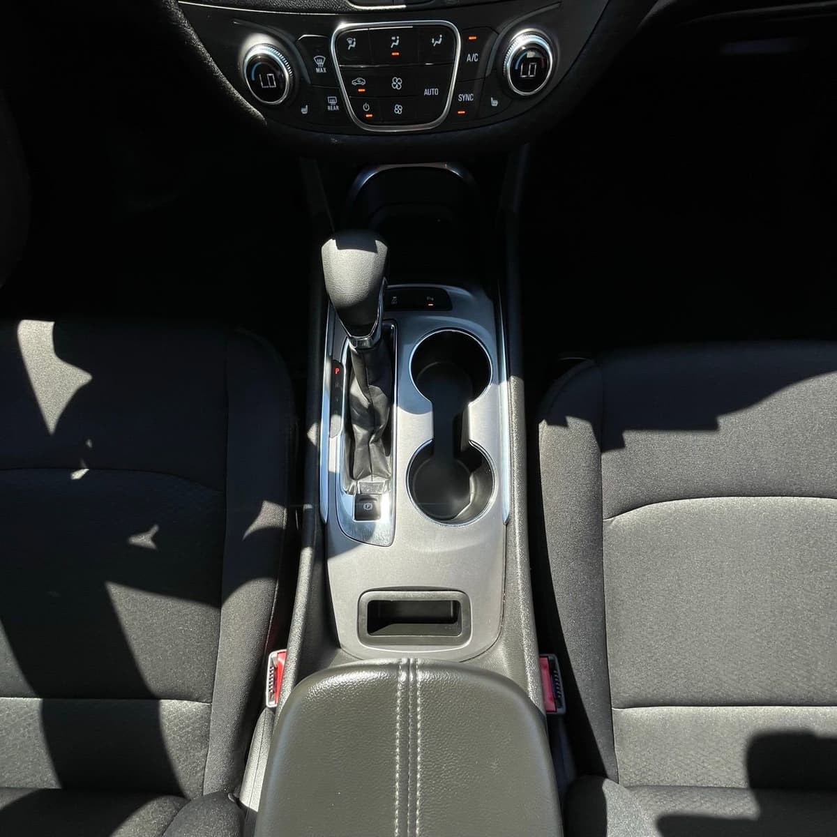 2024 Chevrolet Malibu - Image 20